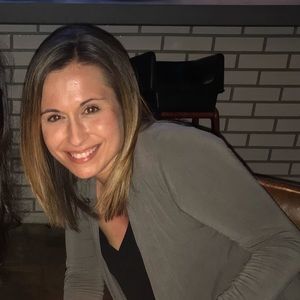 Meet your Posher, Nicole